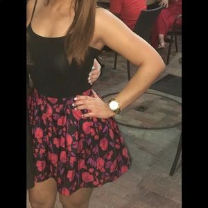 Cute Short floral skirt